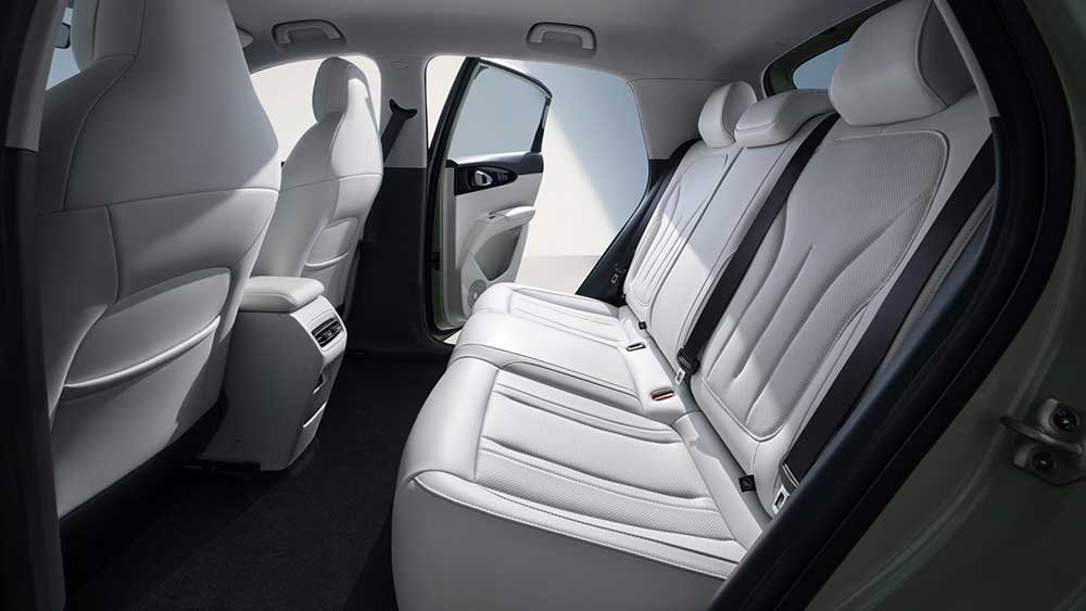 Harga Geely EX2